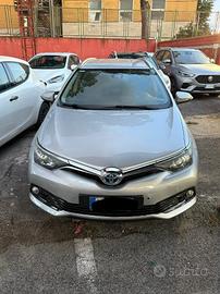 Auris Touring Sports 1.8 Hybrid Lounge-70 mila km 
