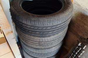 Gomme 205/55/16