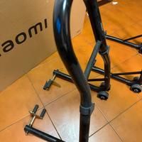 Cavalletti moto anteriore e posteriore
