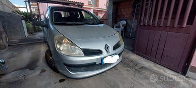 Renault Clio 3ª Serie 1.5 dCi (2005) - Economica e