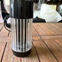 Lampada anti zanzare