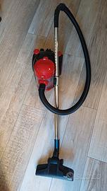 Aspirapolvere funzionale da appartamento