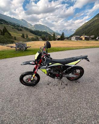 Fantic motard competition