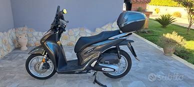 Scooter SH150