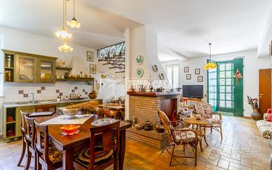 Villa Esclusiva con terreno