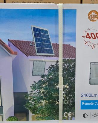 farò a led con pannello solare