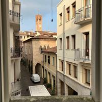 TvCentro ampio tricamere 100 mt Pzza dei Signori