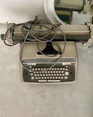 IBM Executive (Elettrica) e Olivetti Linea 98