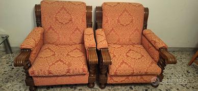 Divano 3 posti + 2 poltrone stile Impero – €500,00