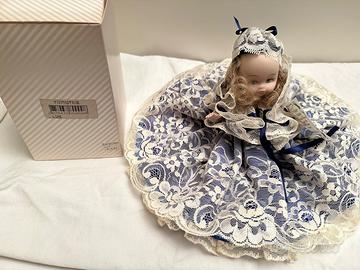 Bambola porcellana biscuit Fantastiko