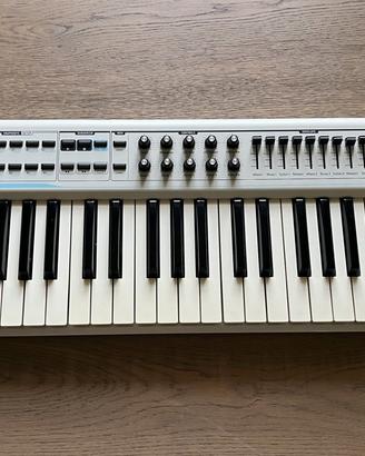 Tastiera MIDI Arturia Laboratory 49
