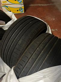 4 Gomme Pirelli P zero 245/35ZR19