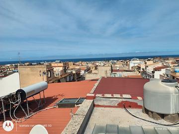 Appartamento Terrasini con terrazza