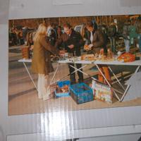 Tavolo richiudibile per hobby mai utilizzato.