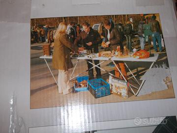 Tavolo richiudibile per hobby mai utilizzato.