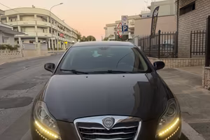 Lancia Delta 1.6 MJT DPF Silver