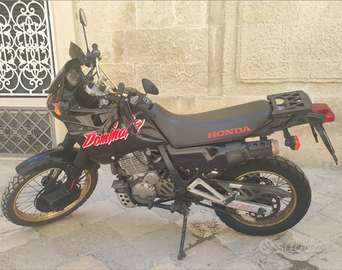 Honda NX 650 Dominator 1988