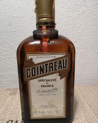 Liquori  esteri vintage lotto di 3 bott.