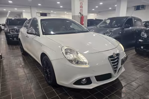 Alfa Romeo Giulietta 1.6 JTDm-2 105 CV Distinctive