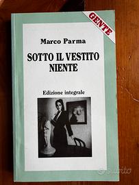 Collana di libri romanzi