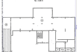 Magazzino seminterrato di grande metratura