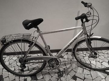 Bici in alluminio mod. 28 con 18 rapporti perfetta