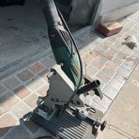 Smerigliatrice angolare