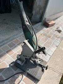 Smerigliatrice angolare