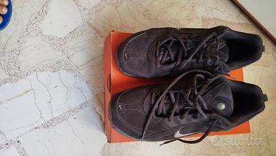 Scarpe Nike unisex nuove n  44.  10'5 sulla scatol