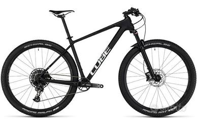 Bicicletta MTB Cube C62 One anno 2023
