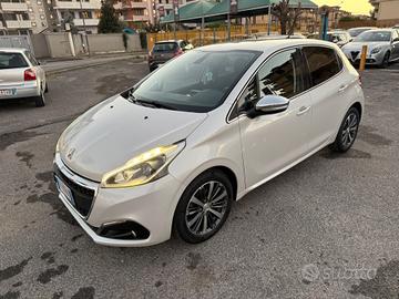 PEUGEOT 208 5PORTE ALLURE 1.2BENZINA/GPL 82CV EURO