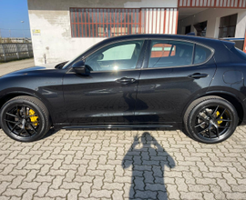 Alfa romeo Stelvio Q4