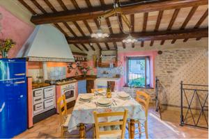 Appartamento indipendente ammobiliato