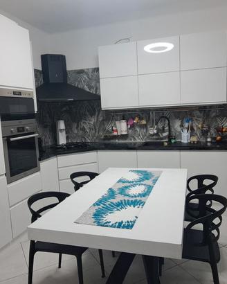 CUCINA AD ANGOLO MONDO CONVENIENZA