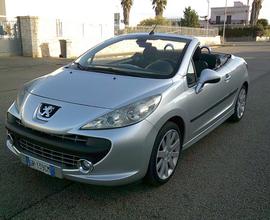 PEUGEOT 207 1.6 HDi 110CV CC Féline