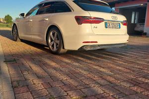 AUDI A6 Avant 40 2.0 TDI S tronic Business Sport