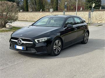 Mercedes A180 Automatic Sport 2 DISPLAY 10 PELLE