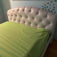 Letto Poltrona Frau di pelle azzurra 186x200cm