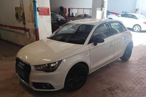 Audi A1 SPB 1.6 TDI 105 CV Attraction - MOTORE DA 