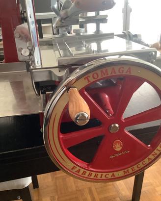 Affettatrice manuale completamente meccanica Tomag