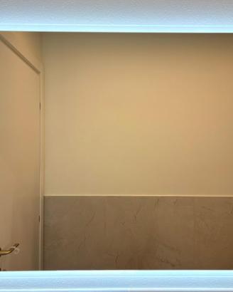 Specchio bagno con illuminazione Led (NUOVO)