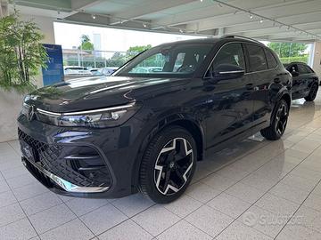 VOLKSWAGEN TIGUAN 1.5 etsi R-Line 150cv dsg