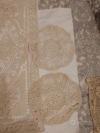 set centrino uncinetto nuovi in cotone 