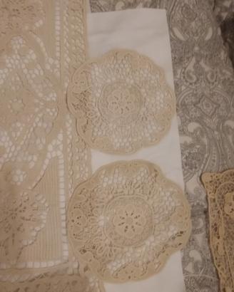 set centrino uncinetto nuovi in cotone 