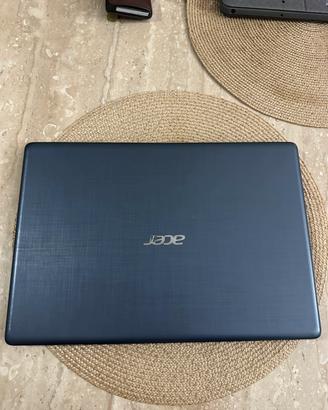 Acer Swift 1 (SF 114-31)- 14” - Sottile e leggero