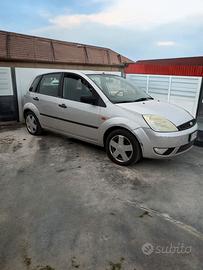 Ford Fiesta Ghia  1400