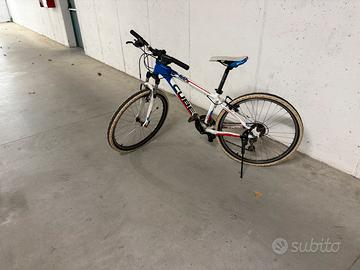 MOUNTAINBIKE