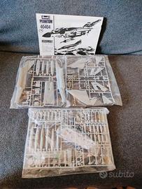 Kit di montaggio Phantom scala 1/72 Revell