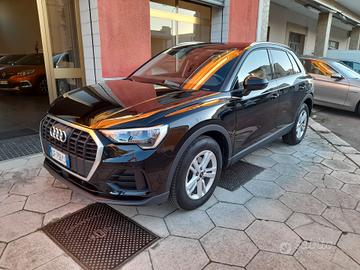 AUDI Q3 2.0 TDI S-TRONIC