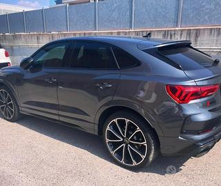 AUDI RSQ3 SPORTBACK